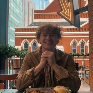 Meet your Posher, Caleb